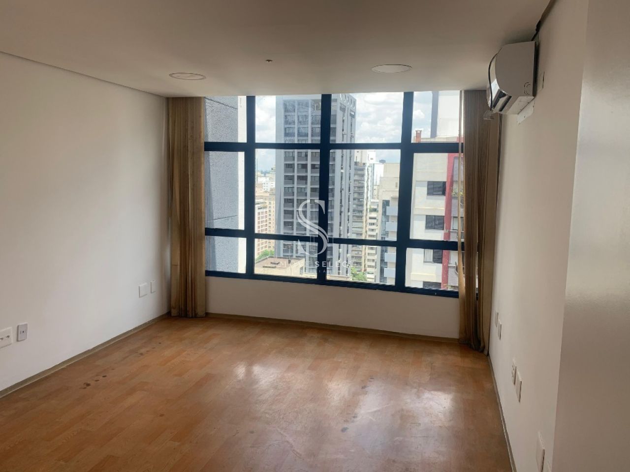 Salas/Conjuntos para Venda - Pinheiros