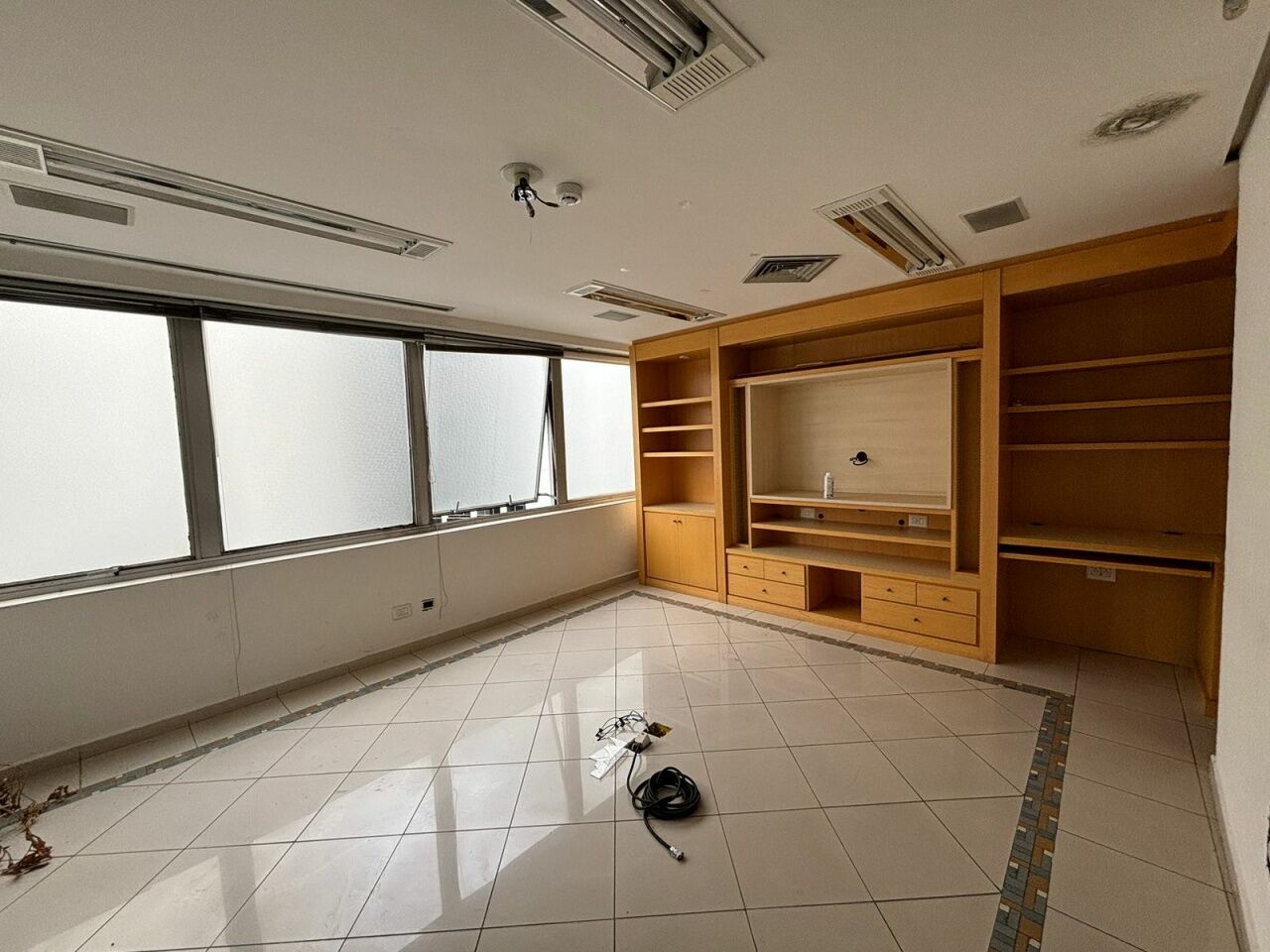 Conj. Comercial para Venda - República