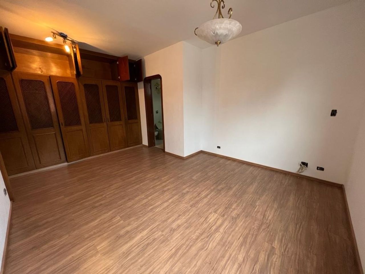 Apartamento para Venda - Vila Alexandria