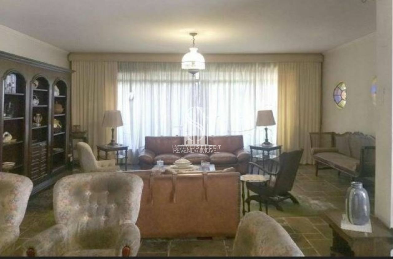 Sobrado para Venda - Água Branca