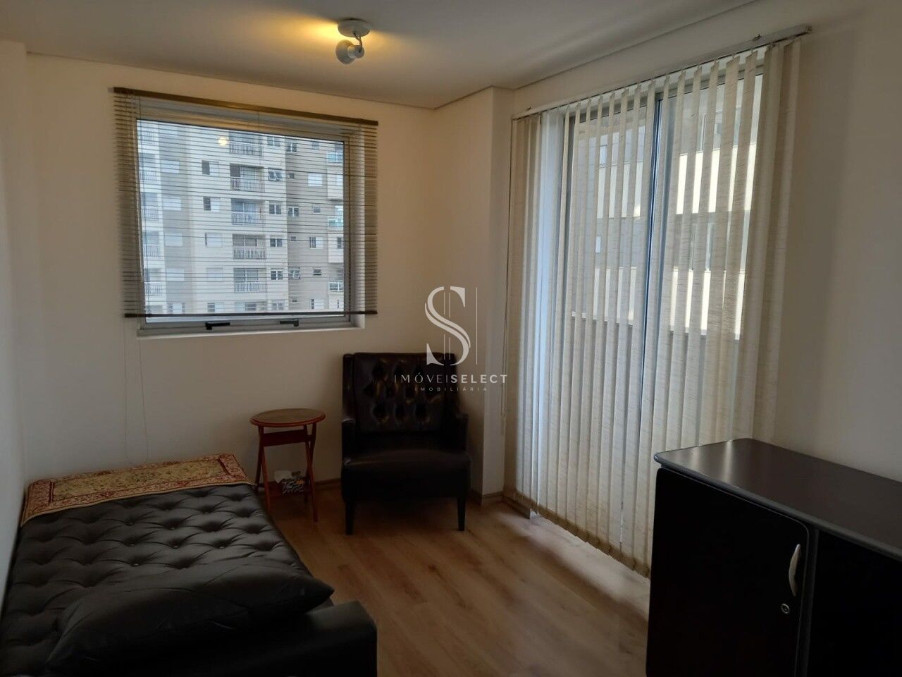 Salas/Conjuntos para Venda - Vila Mariana