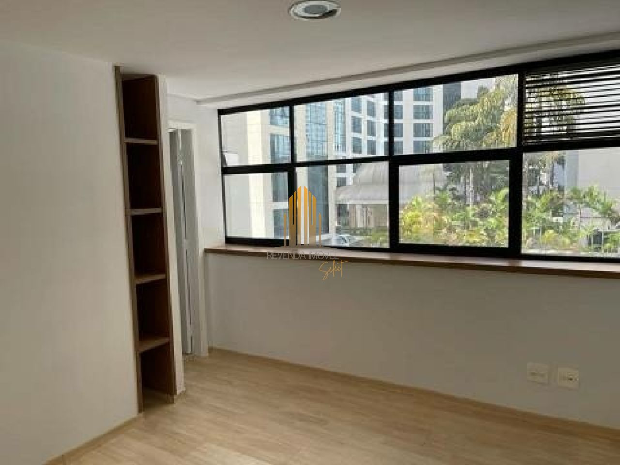 Salas/Conjuntos para Venda - Moema