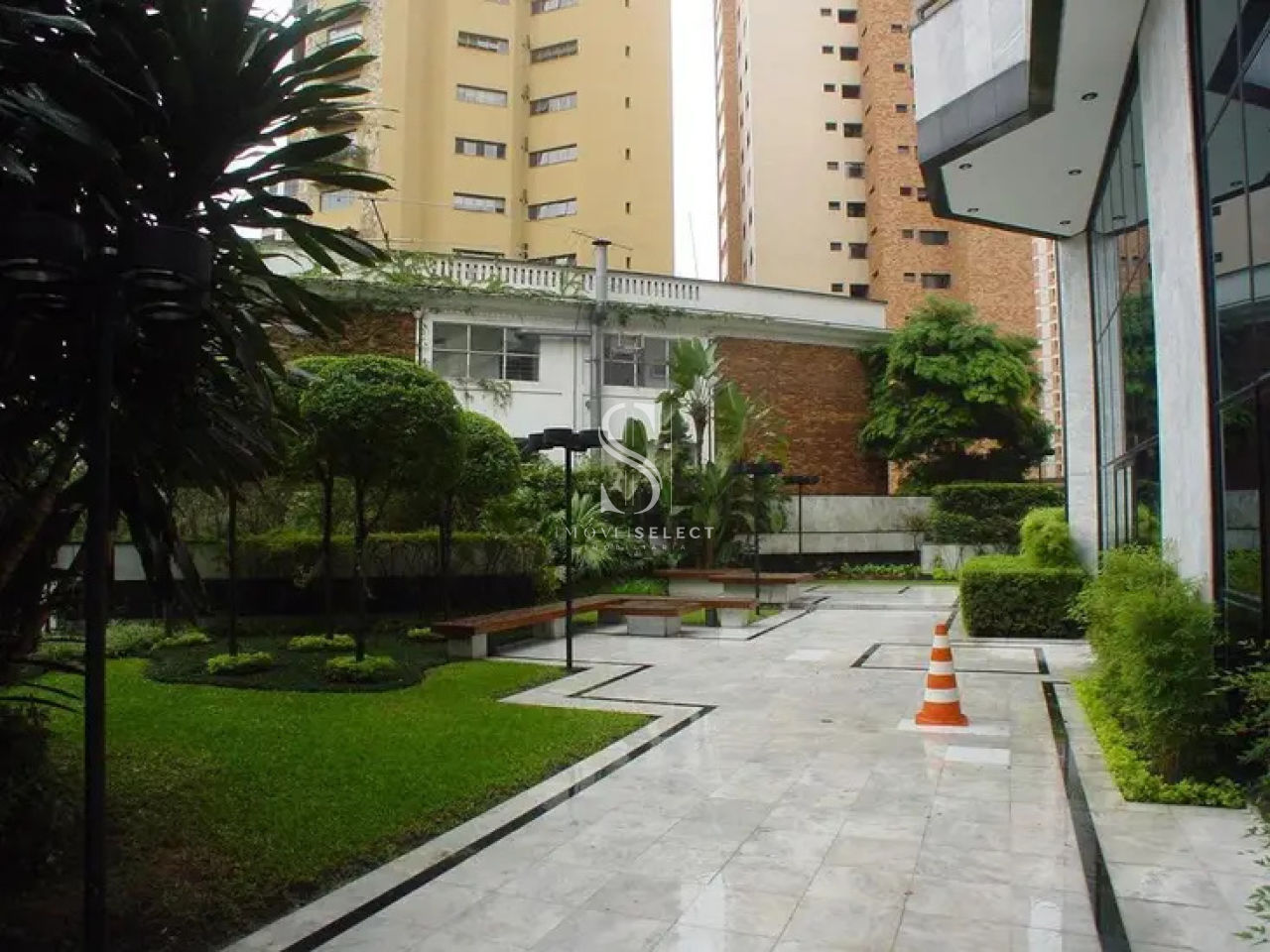 Apartamento para Venda - Moema