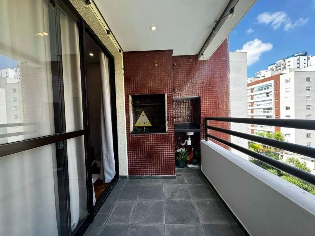 Apartamento para Venda - Vila Hamburguesa