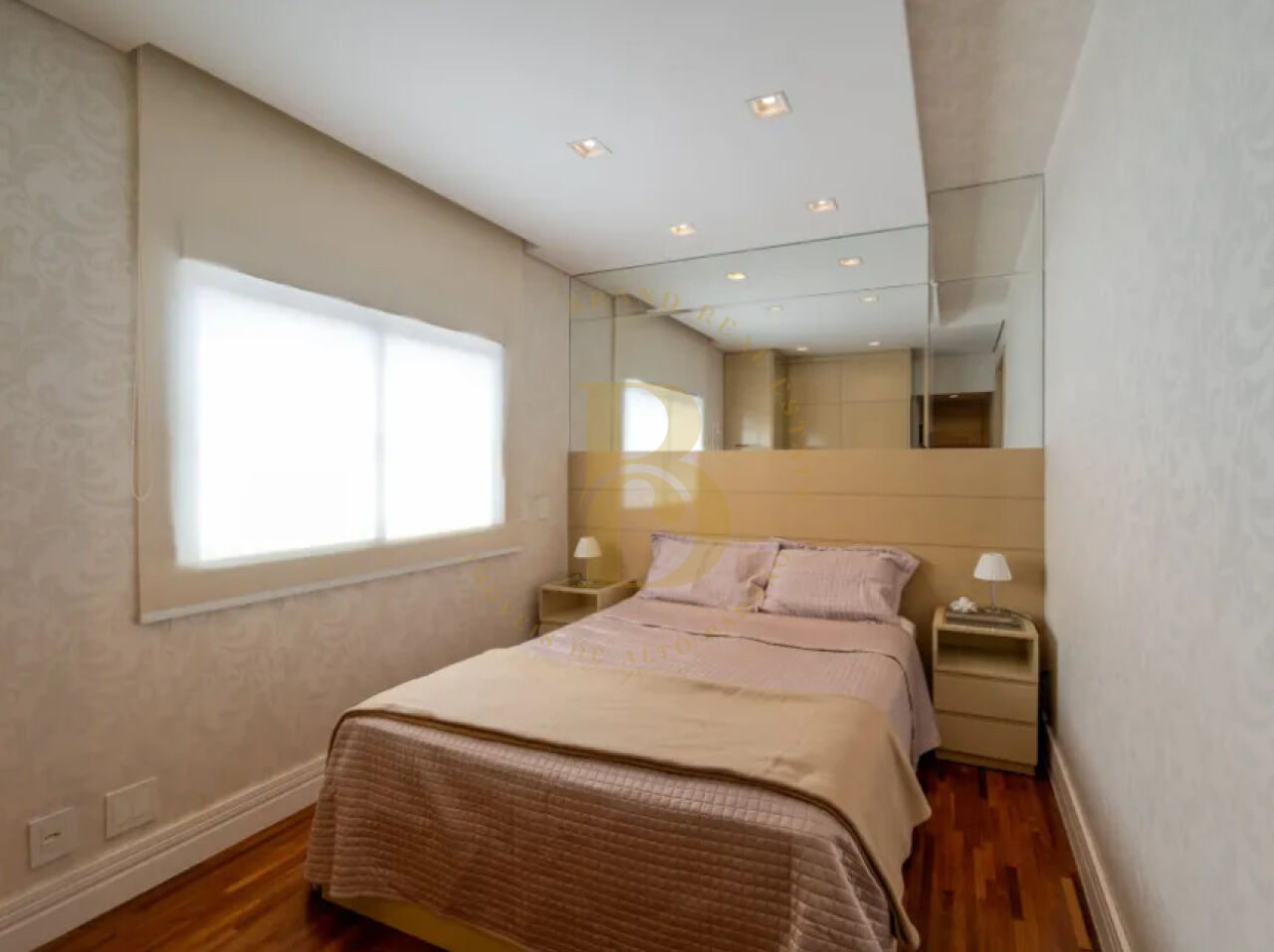 Foto 7 - BR10309