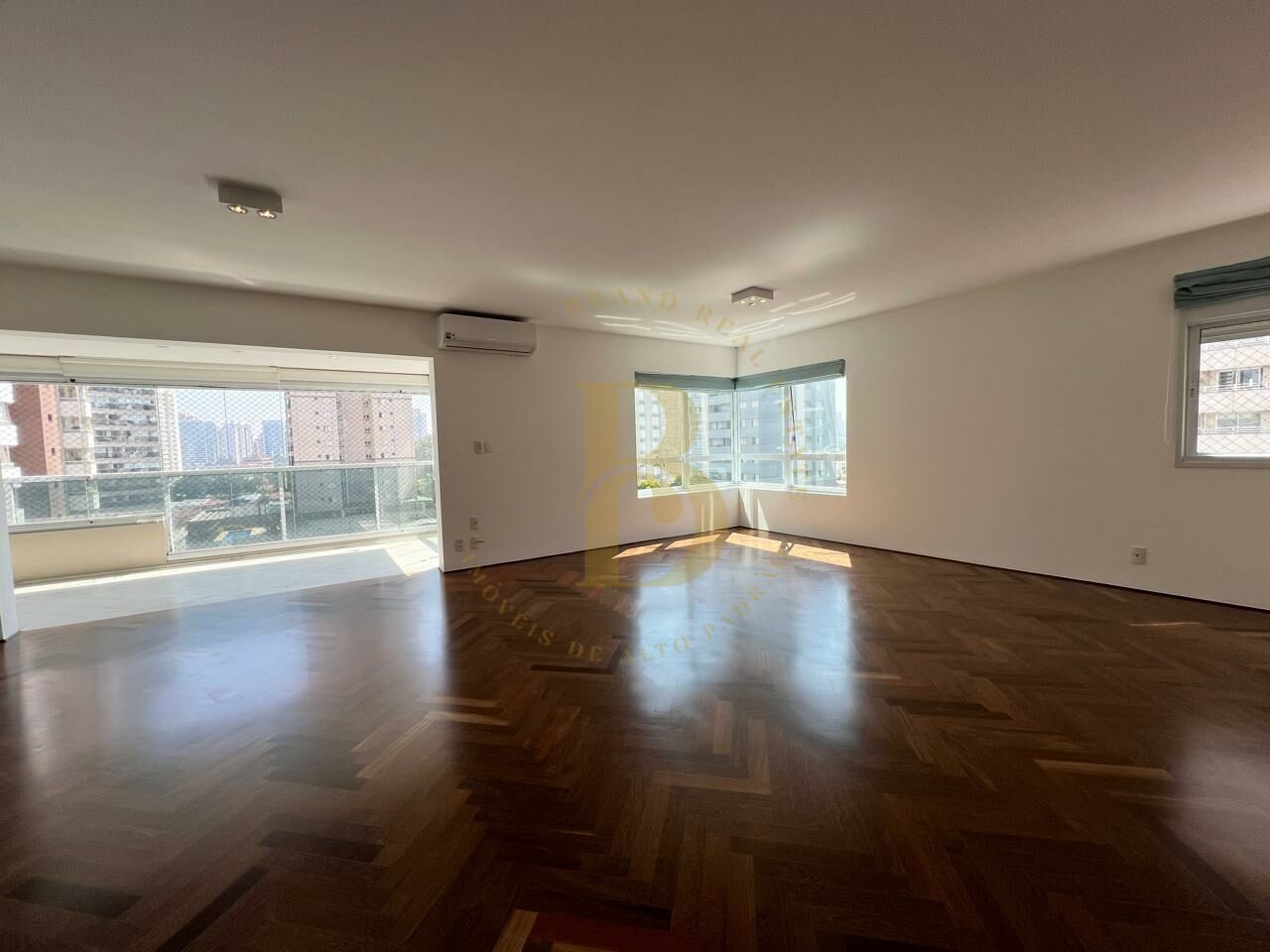 Apartamento para Locação - Vila Gertrudes