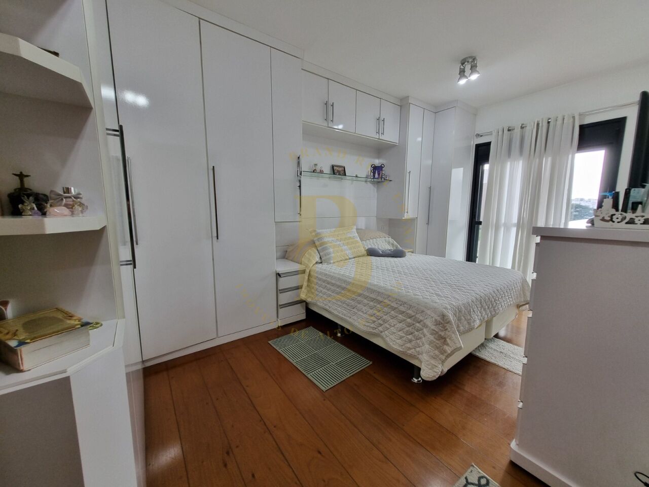 Foto 5 - BR11025