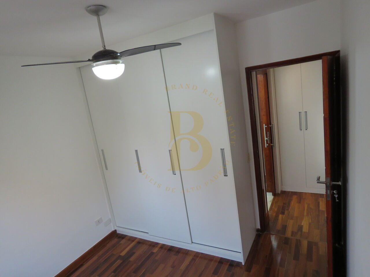 Foto 9 - BR11357