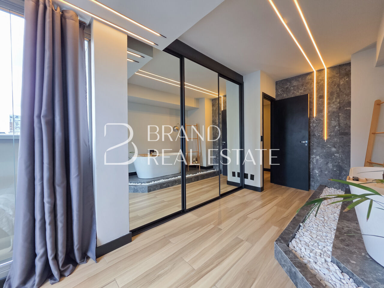 Foto 8 - BR11792