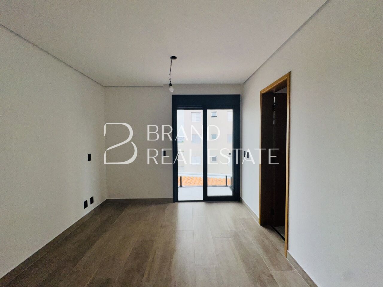 Foto 21 - BR12008