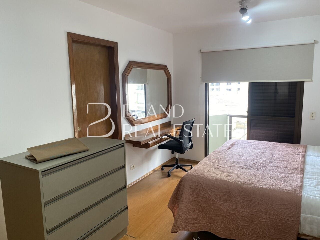 Foto 40 - BR12047