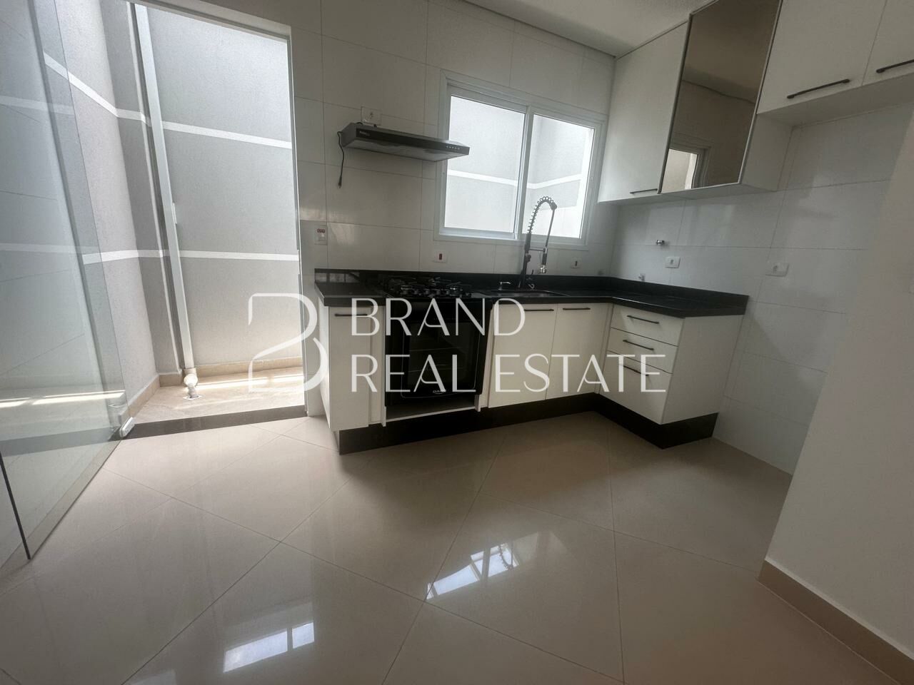 Foto 6 - BR12109