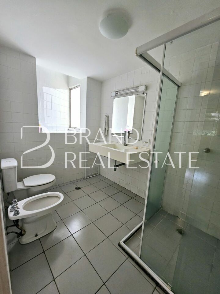 Foto 10 - BR12121