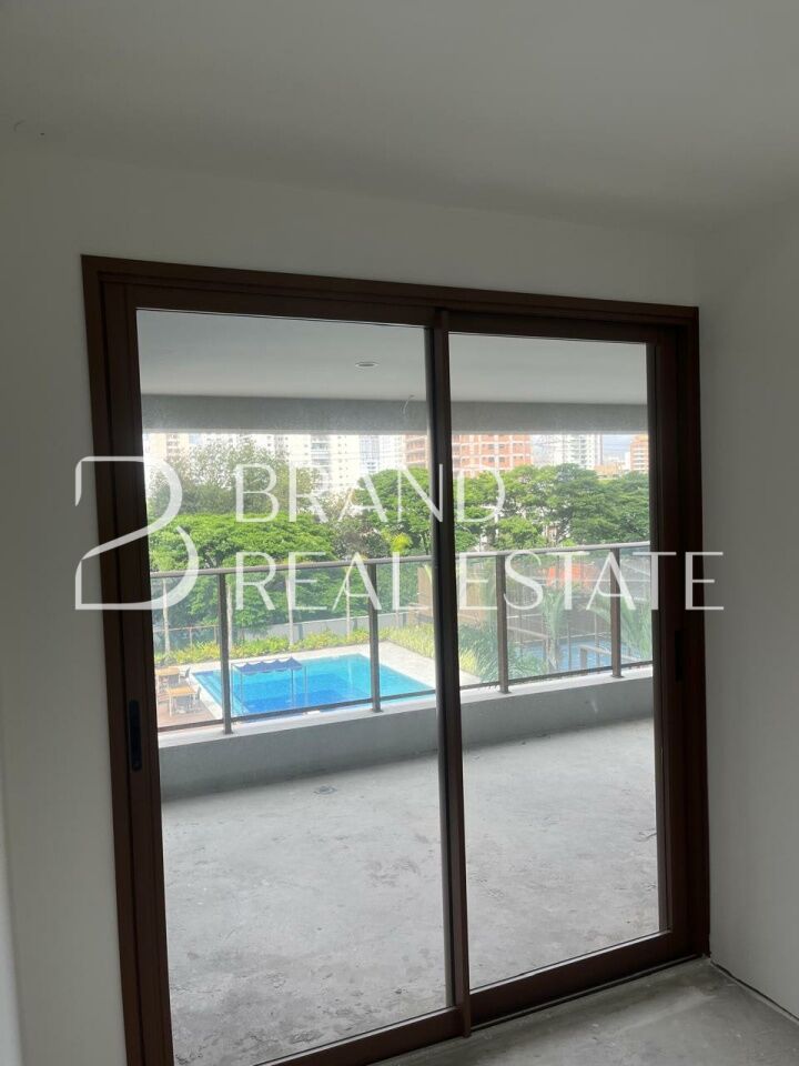 Foto 3 - BR12135