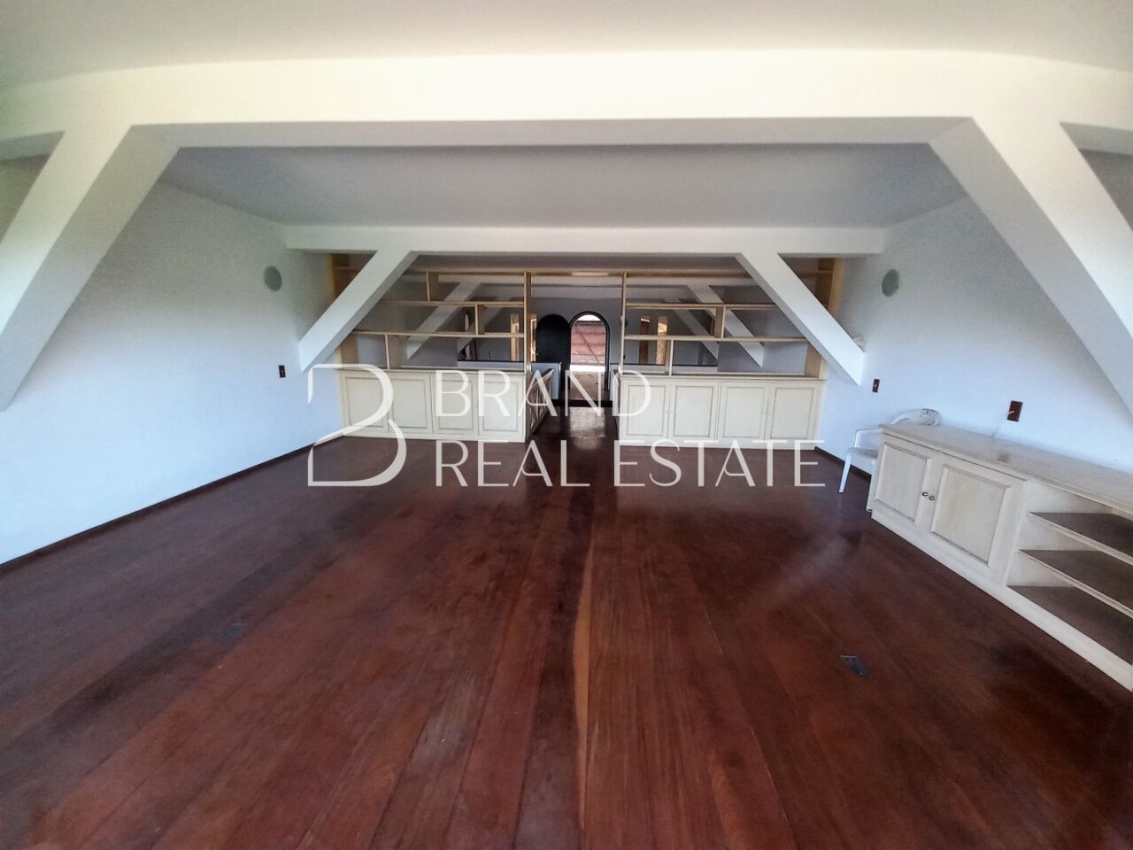 Foto 6 - BR12302