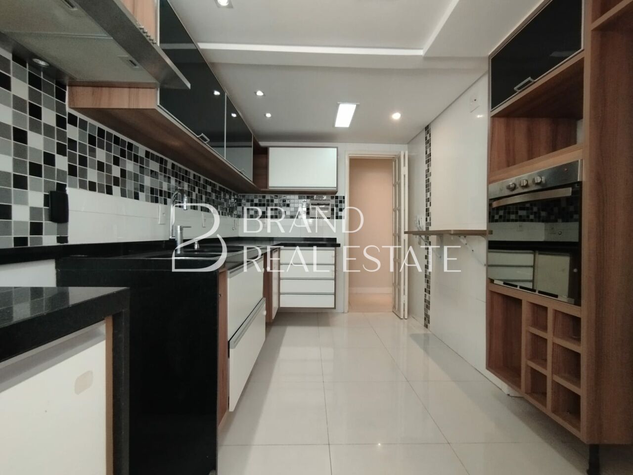Foto 7 - BR12316