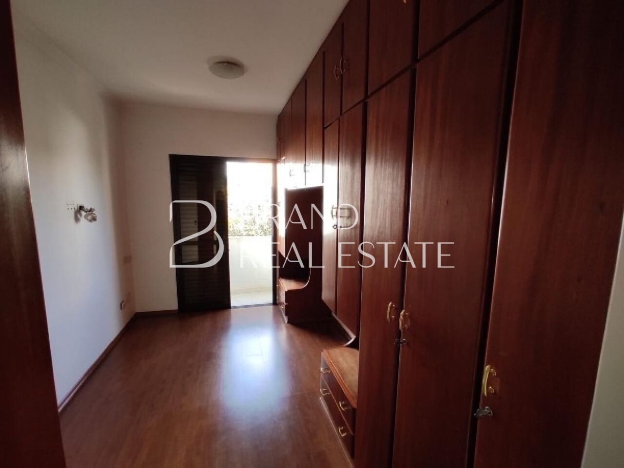 Foto 6 - BR12404