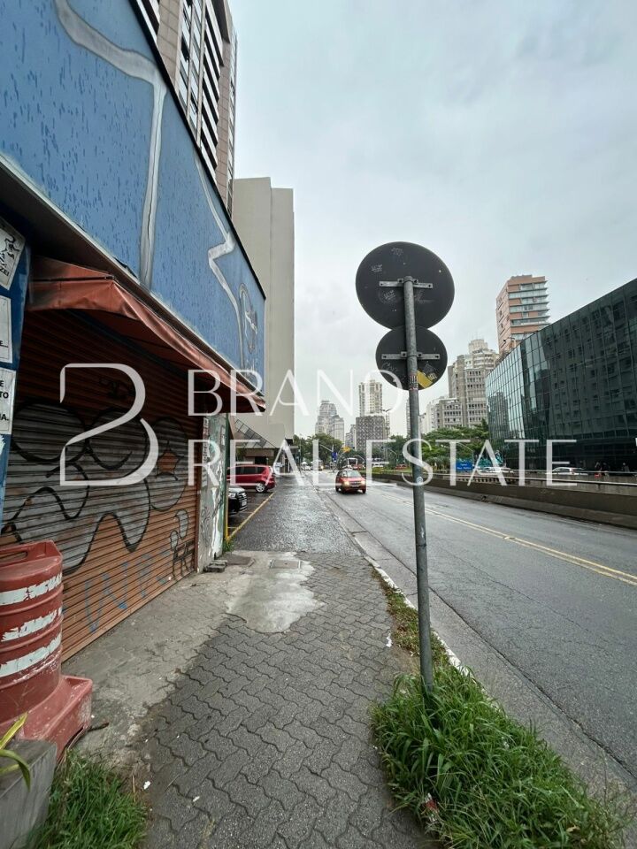 Foto 21 - BR12500