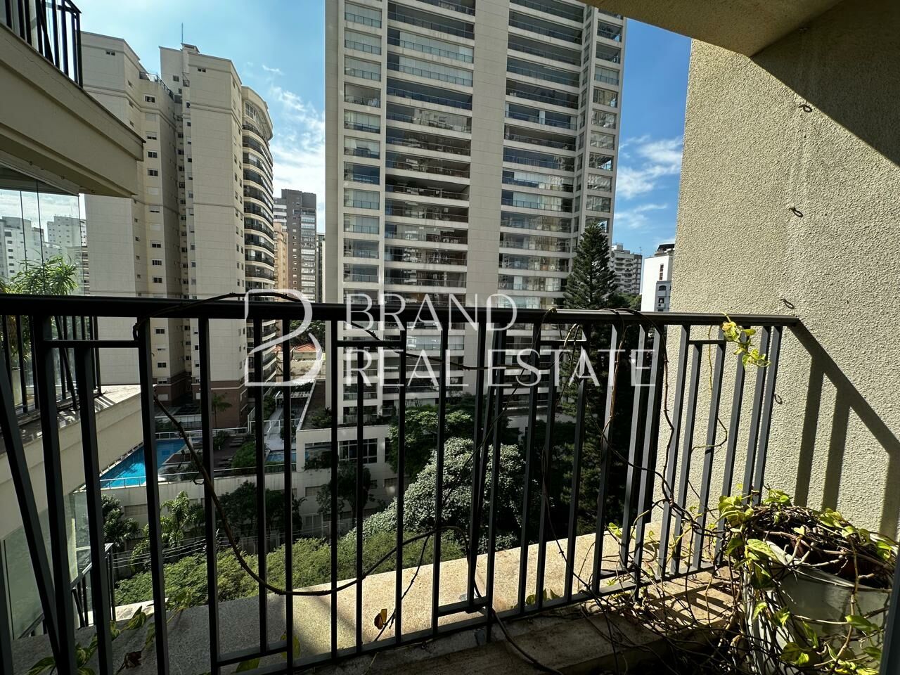Foto 44 - BR12610