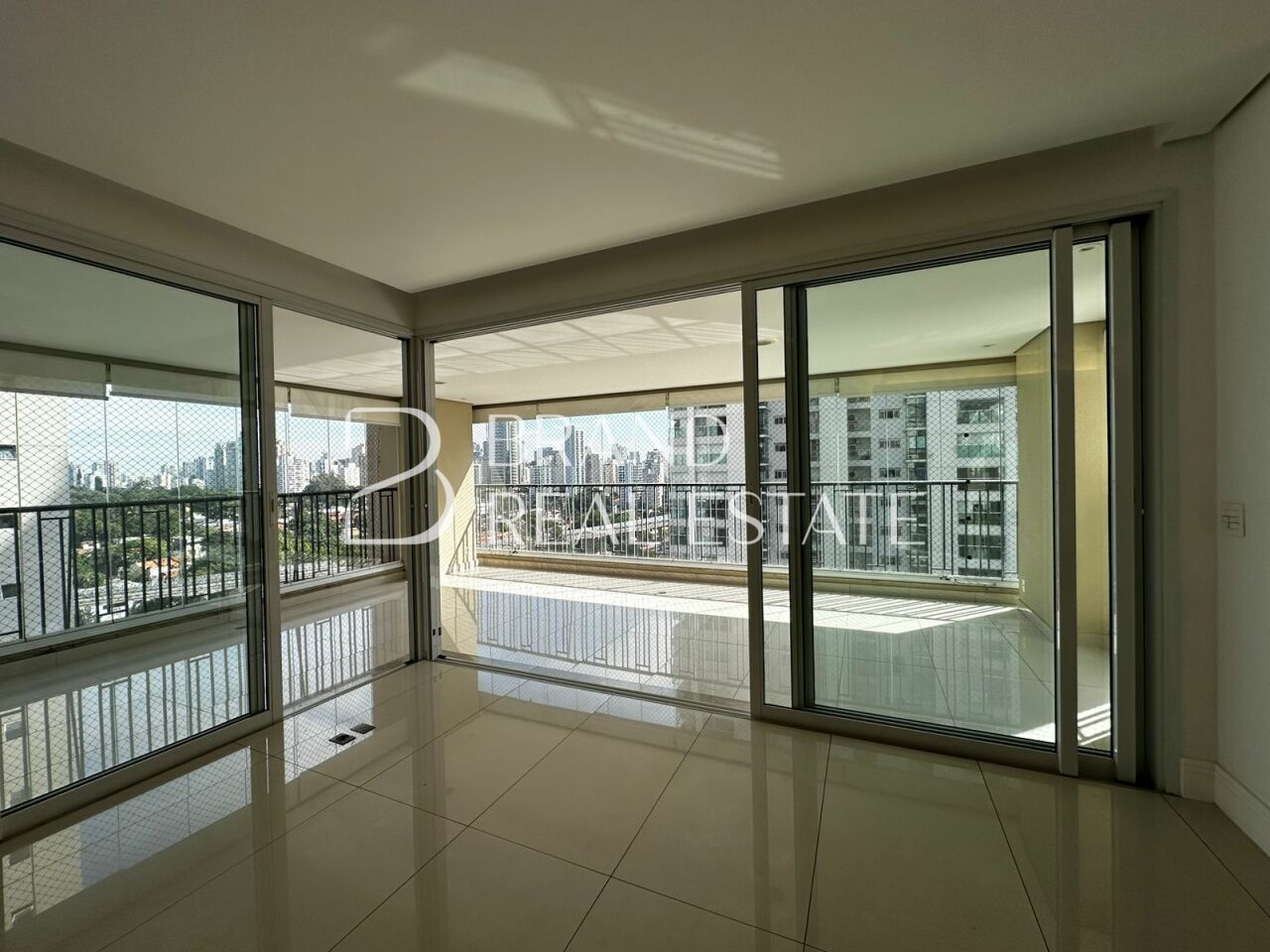 Foto 5 - BR12612