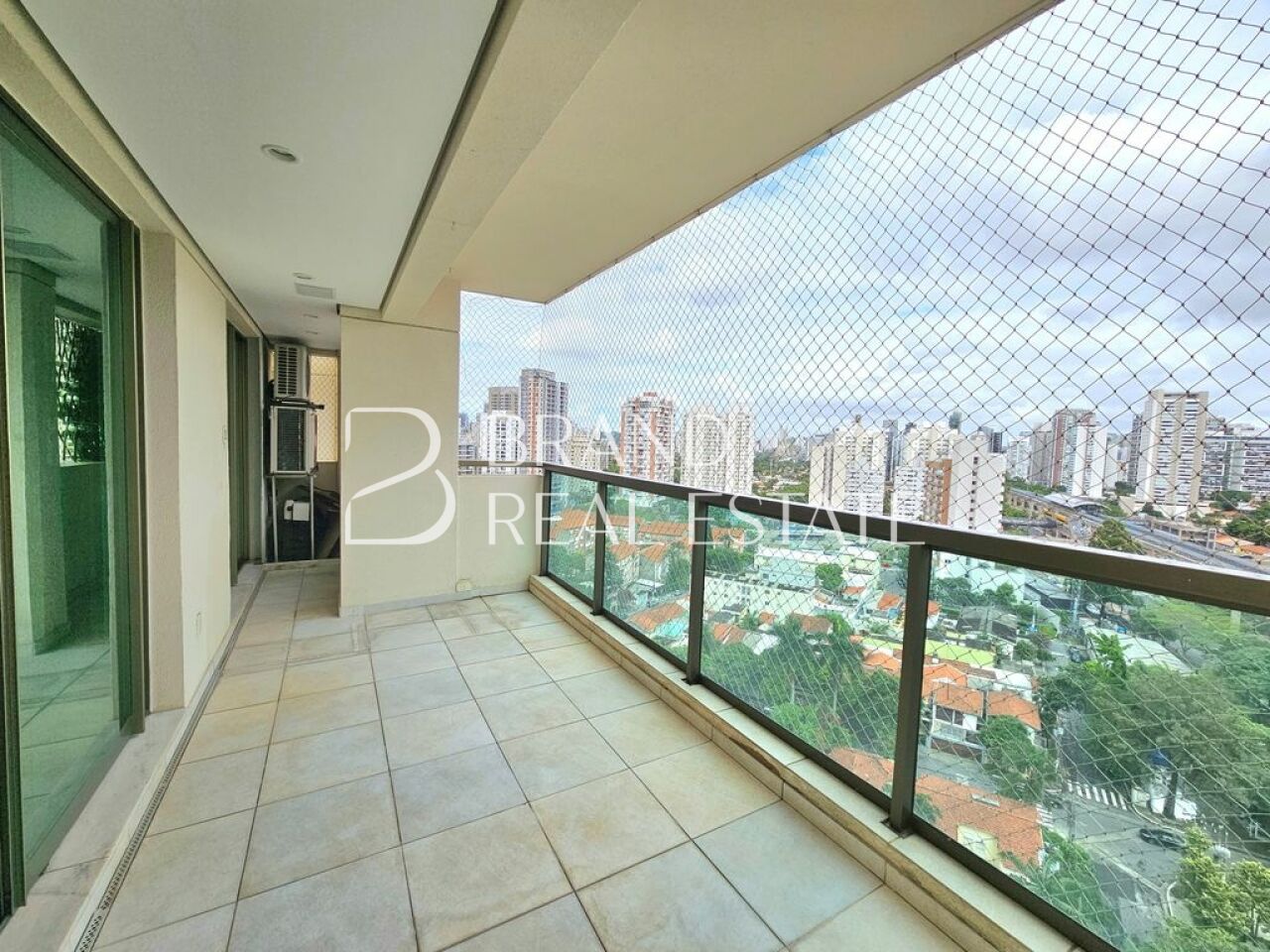 Foto 3 - BR12648