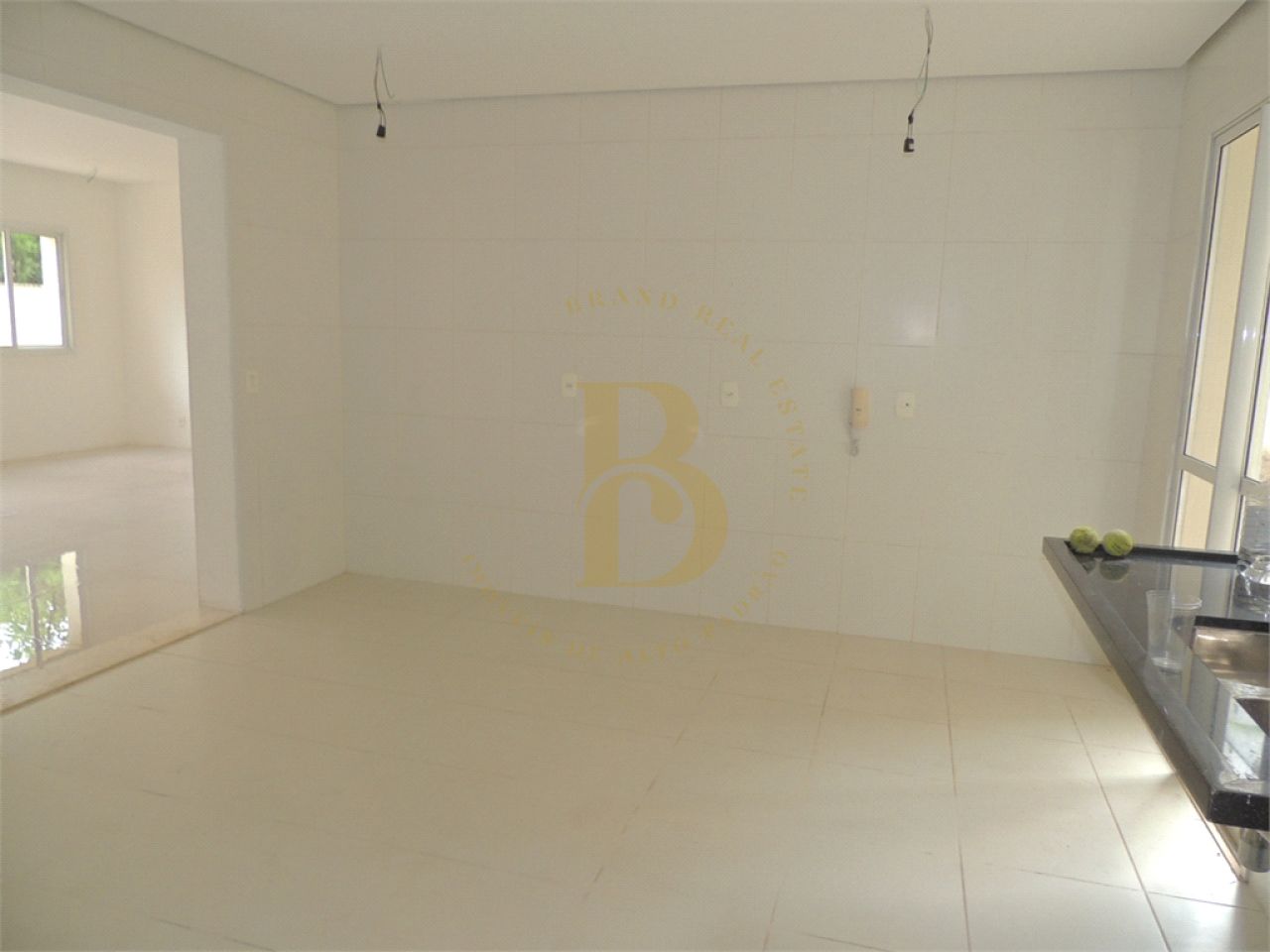 Foto 11 - BR1601
