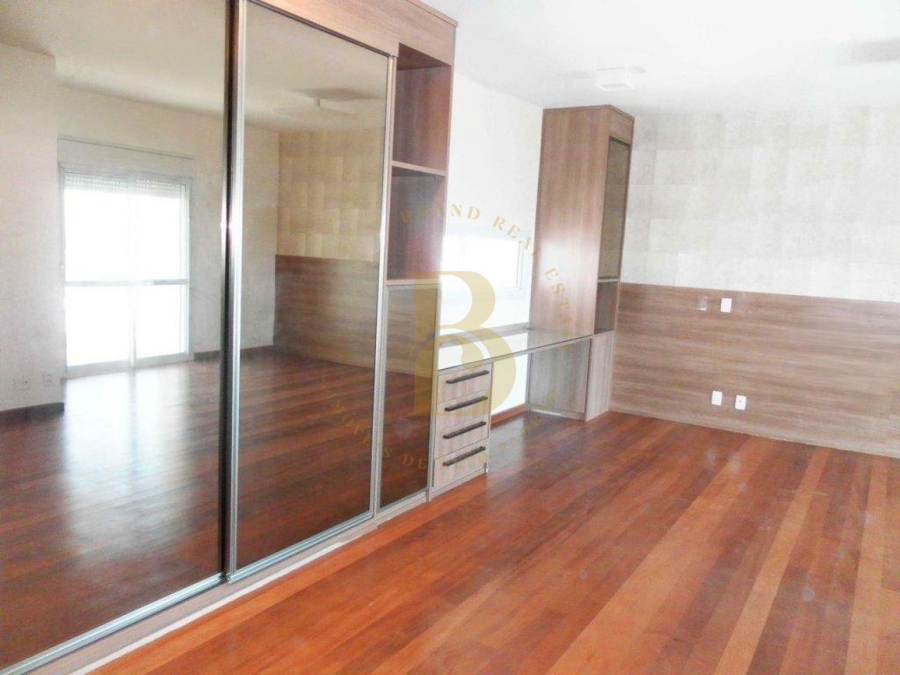 Foto 10 - BR2012