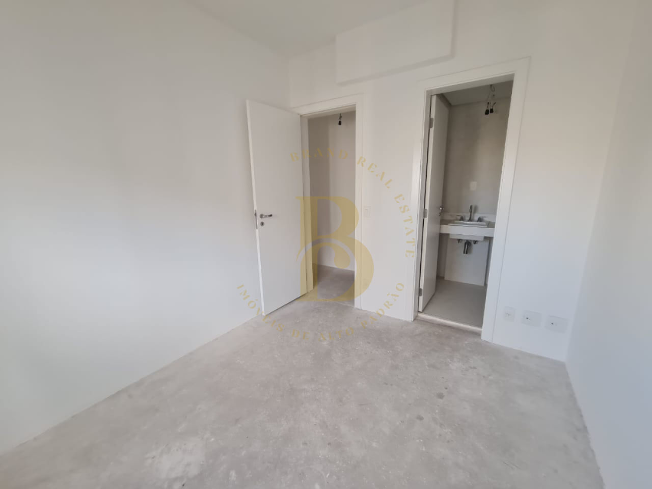 Foto 18 - BR2037