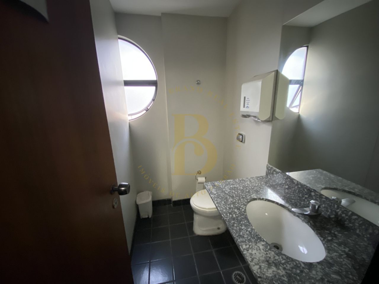 Foto 3 - BR2730