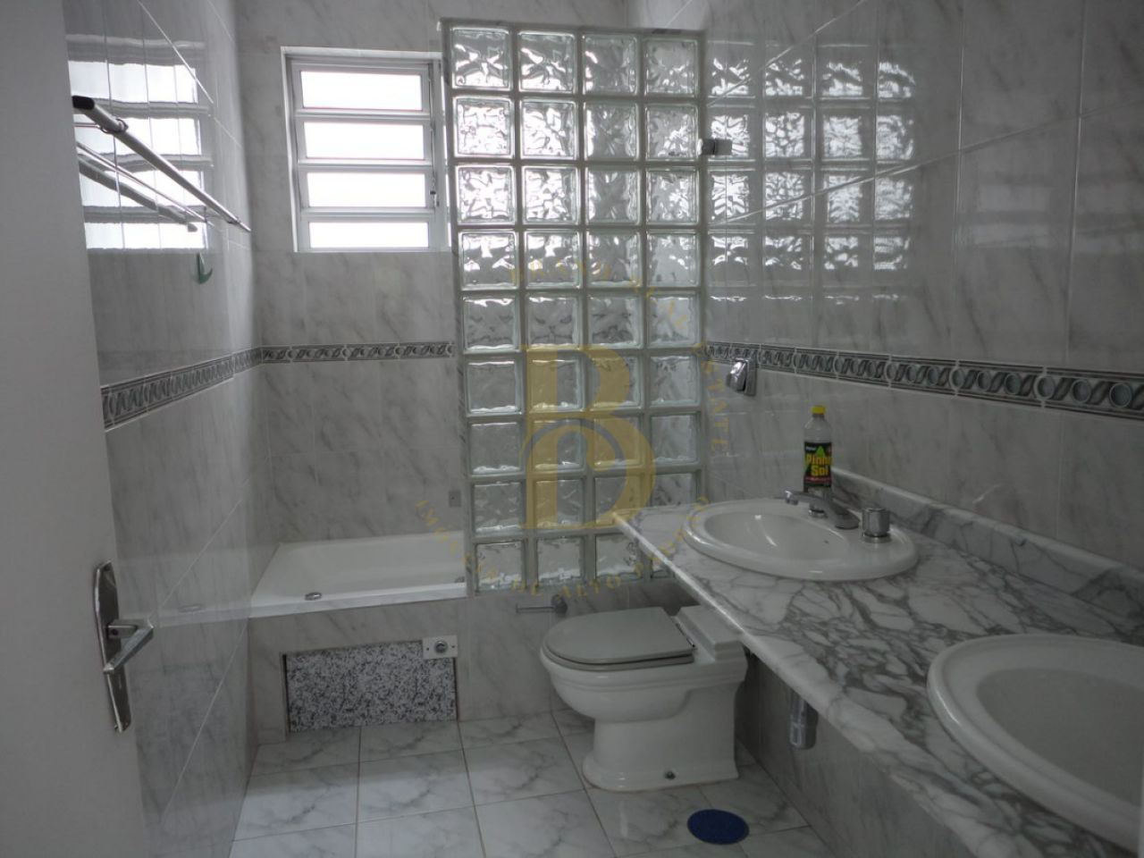 Foto 11 - BR3127