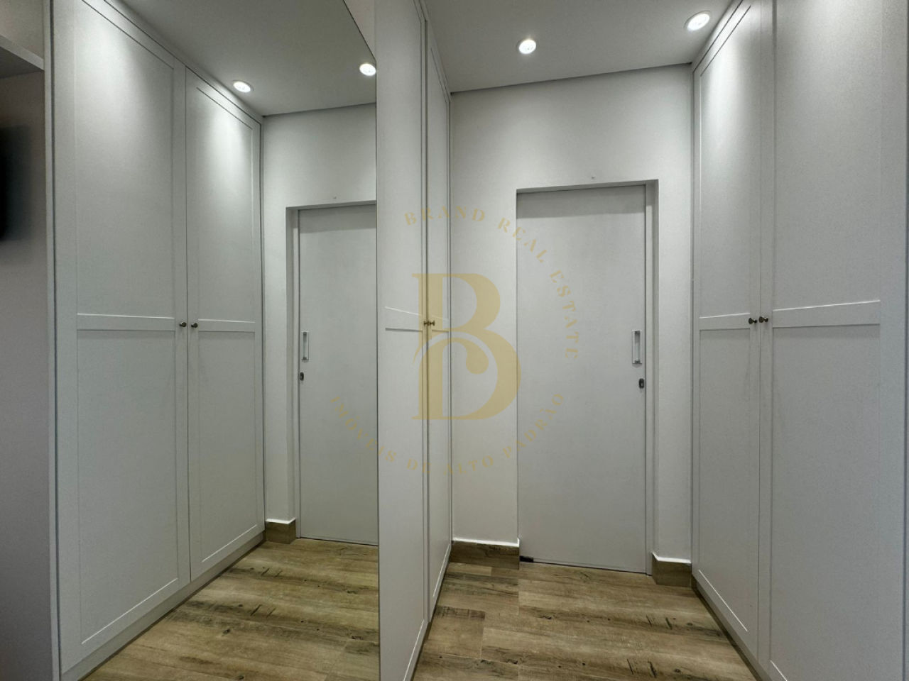 Foto 46 - BR3413