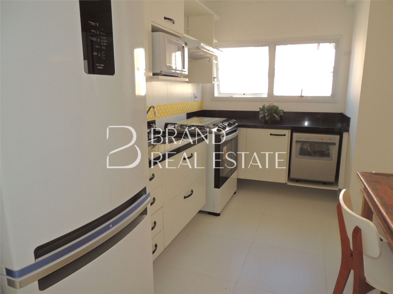 Foto 6 - BR3887
