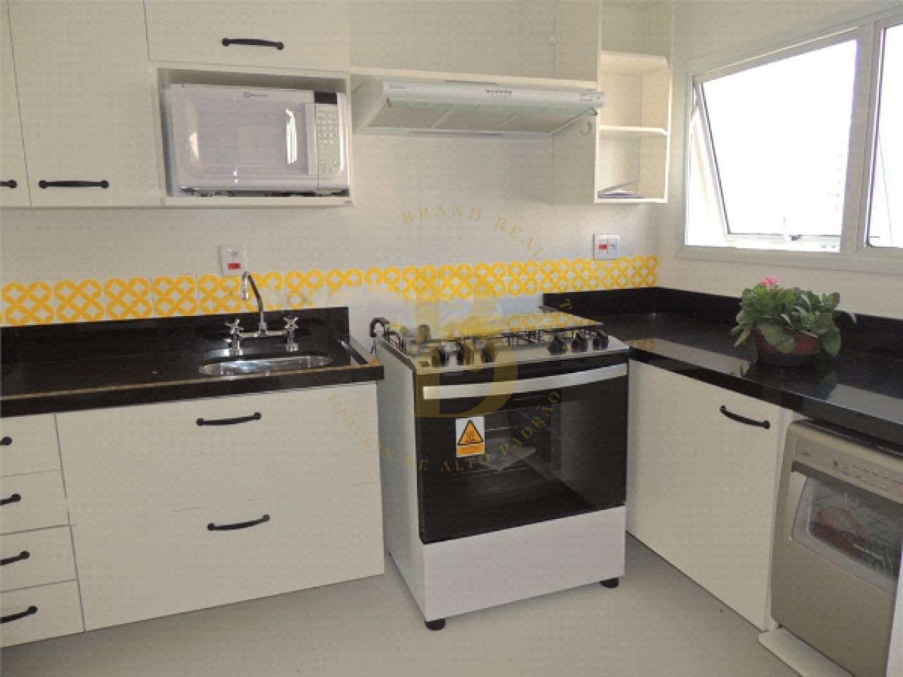 Foto 7 - BR3887