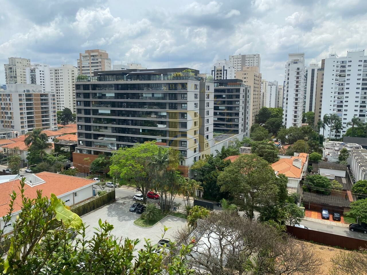 Foto 36 - BR439