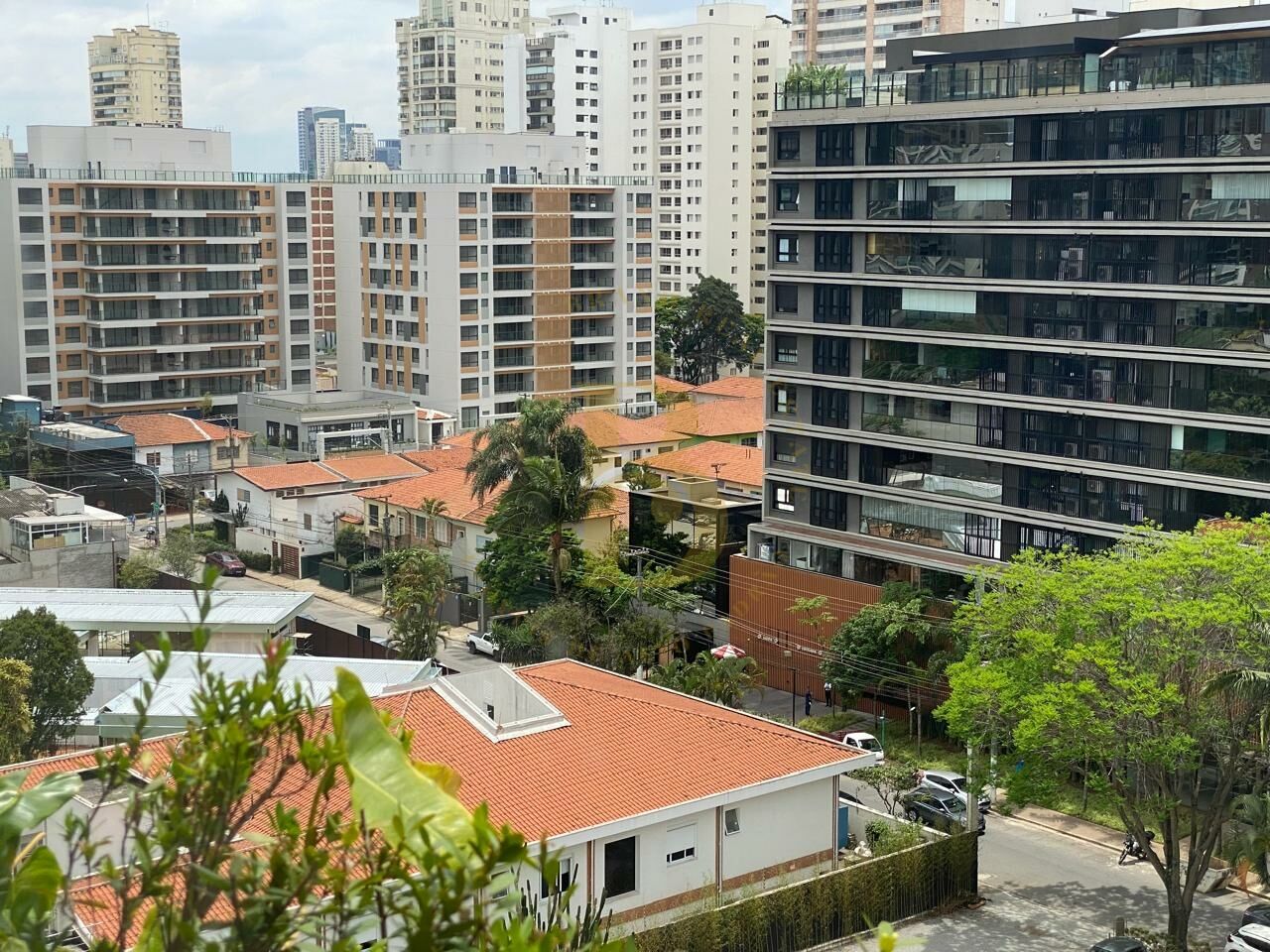 Foto 35 - BR439