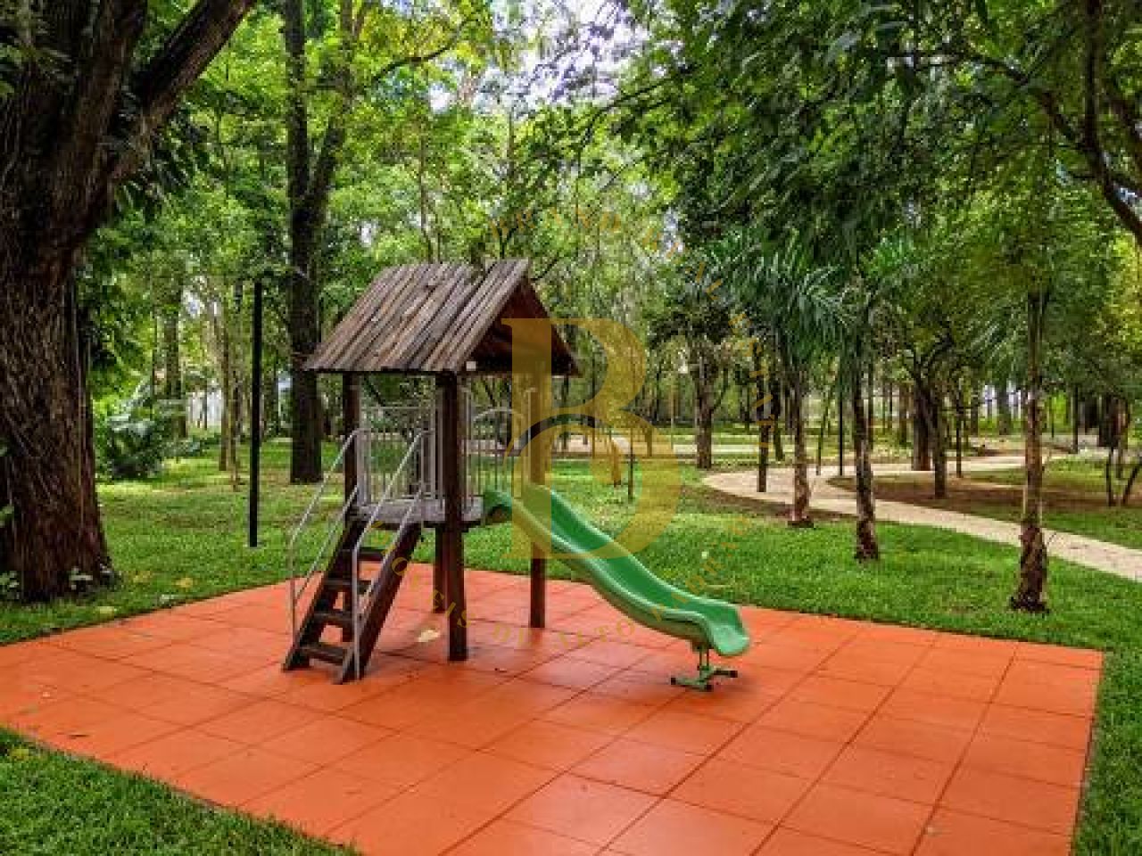 Foto 41 - BR4512