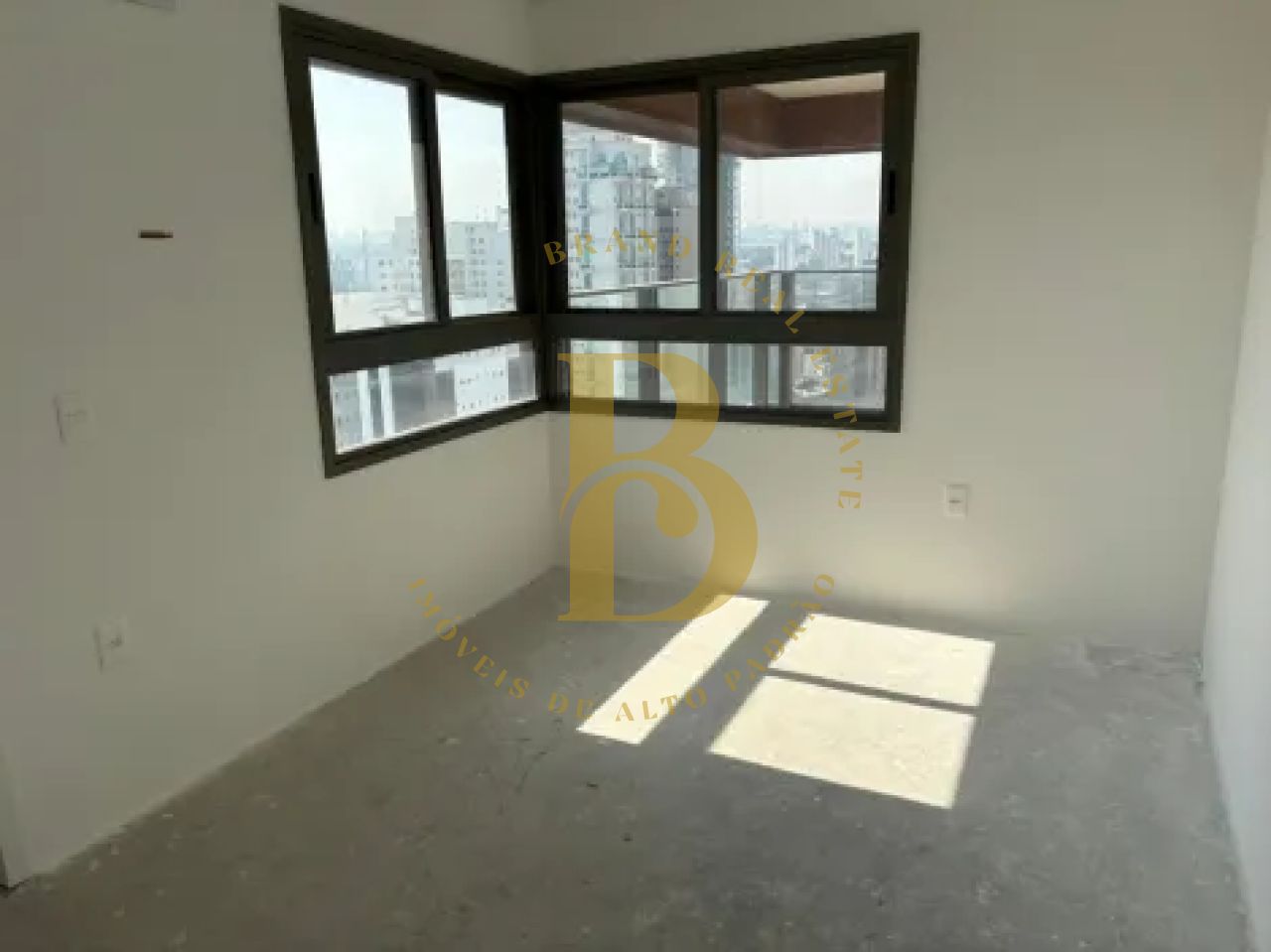 Foto 3 - BR6140