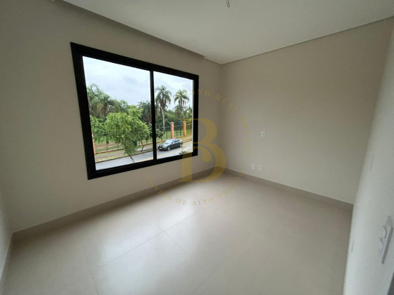 Foto 10 - BR6742