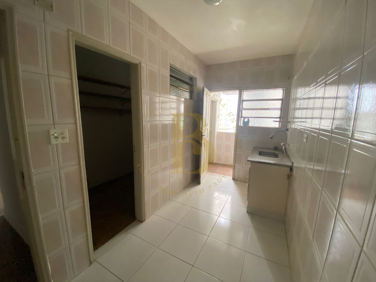 Foto 7 - BR7020