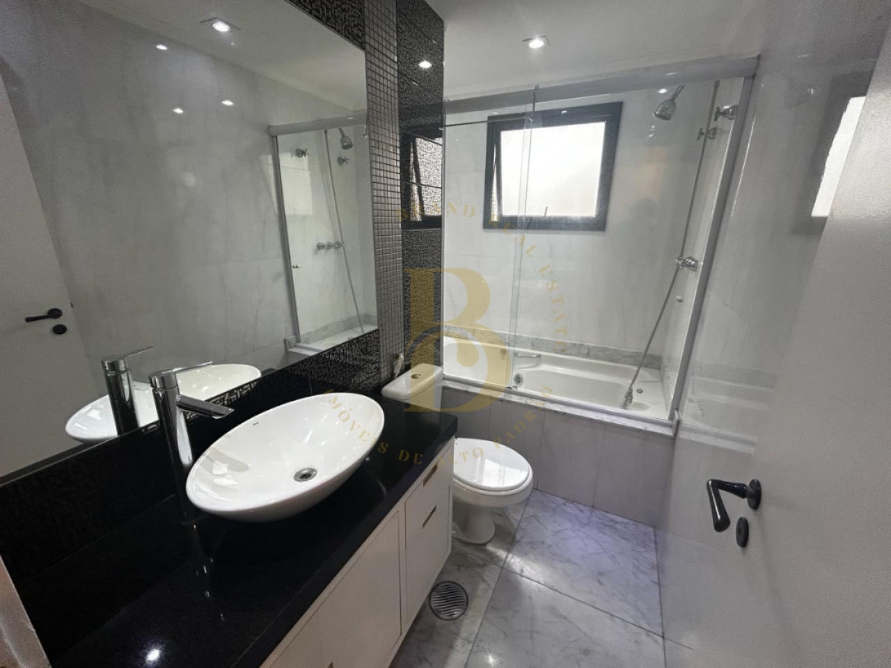 Foto 36 - BR7032