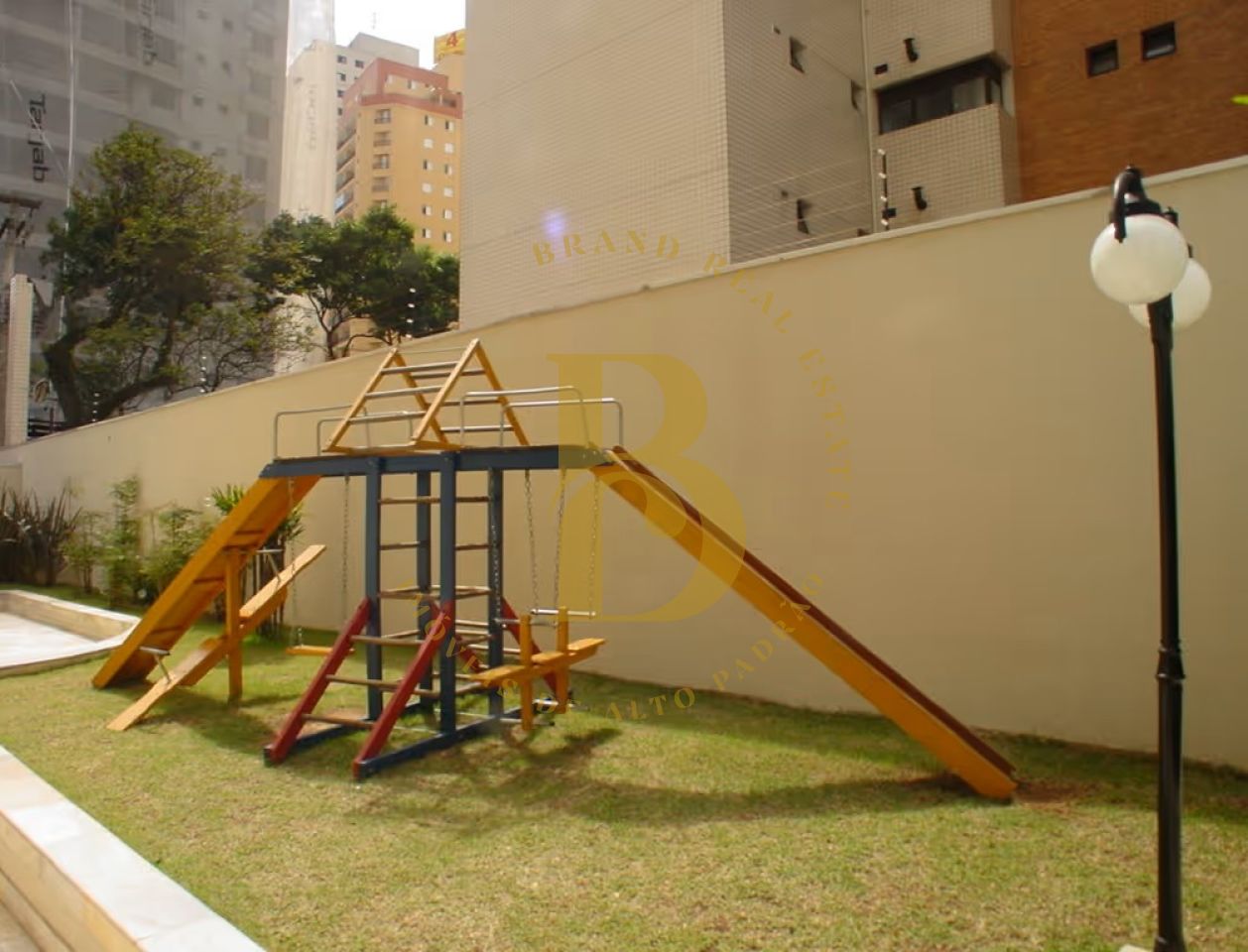 Foto 35 - BR8173