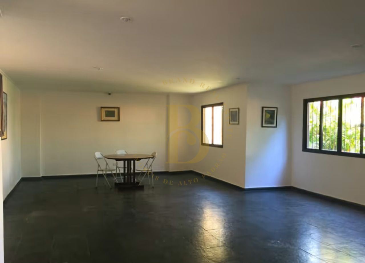 Foto 33 - BR8310