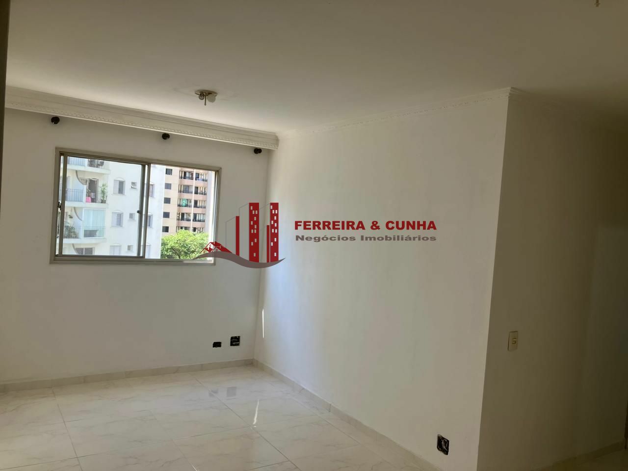 Apartamento para Venda - Santa Teresinha