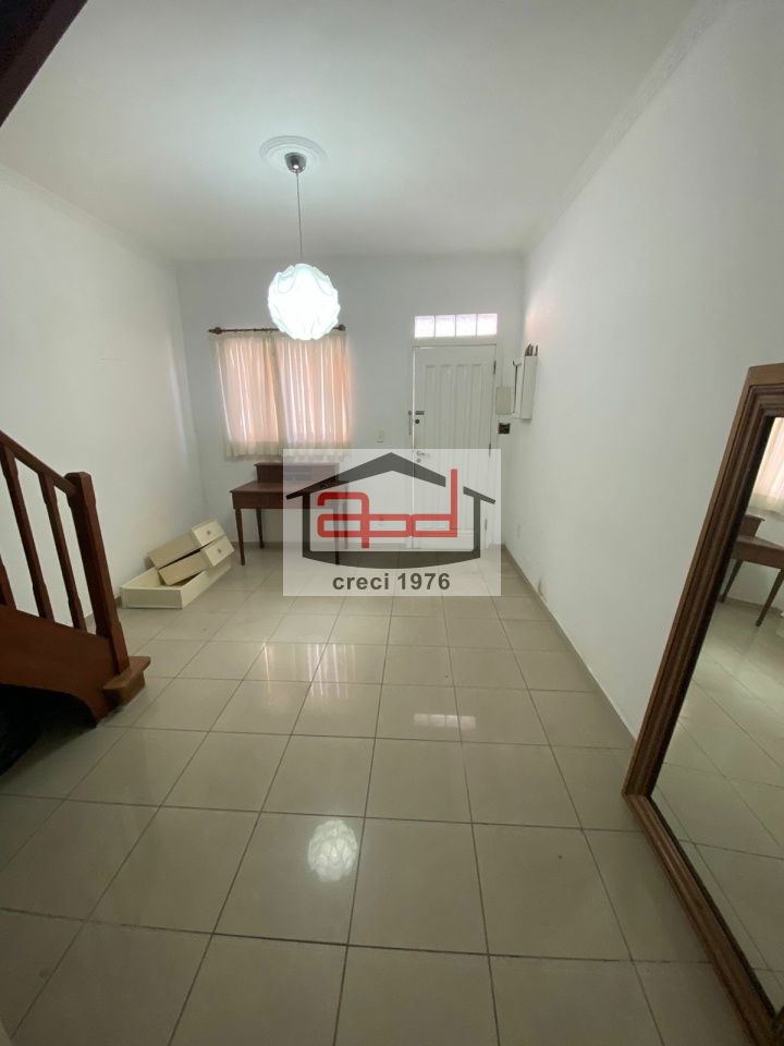 Casa Assobradada para Venda - CANINDÉ