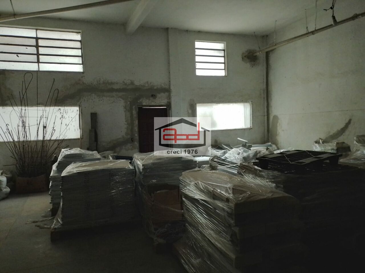 Galpão para Locação - LUZ