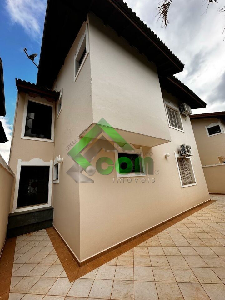 Casas em Condomínios para Locação - Vila Santista