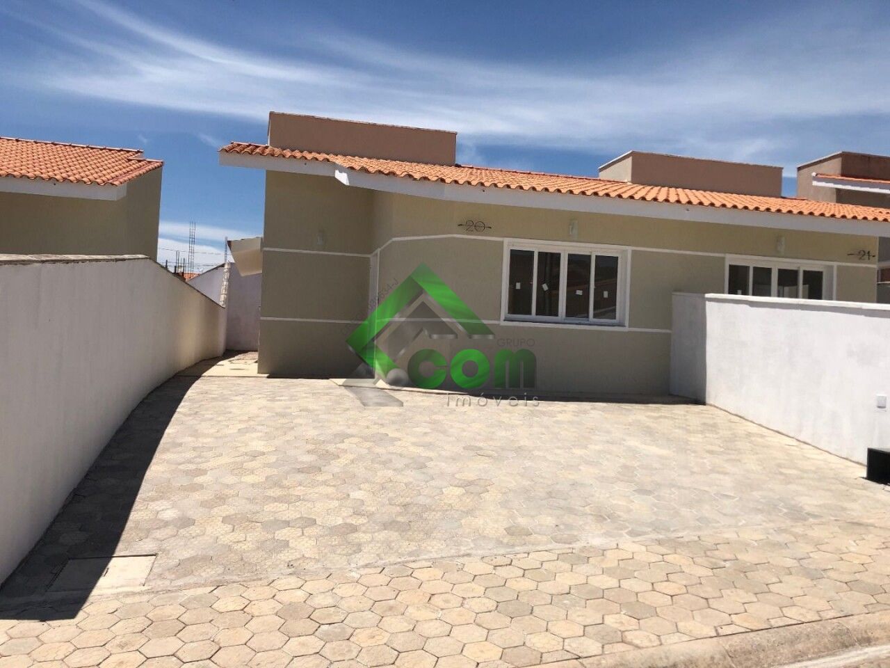 Casas de Bairros para Venda - REGIÃO INDISPONÍVEL