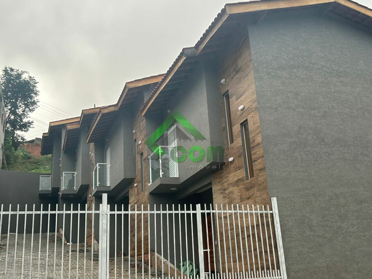 Casa para Venda - Laranja Azeda