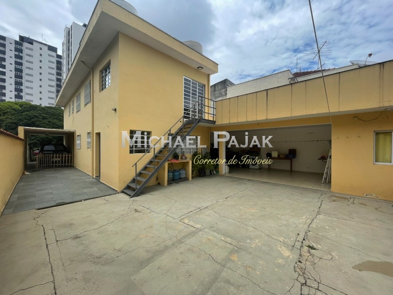 Sobrado para Venda - ÁGUA FUNDA