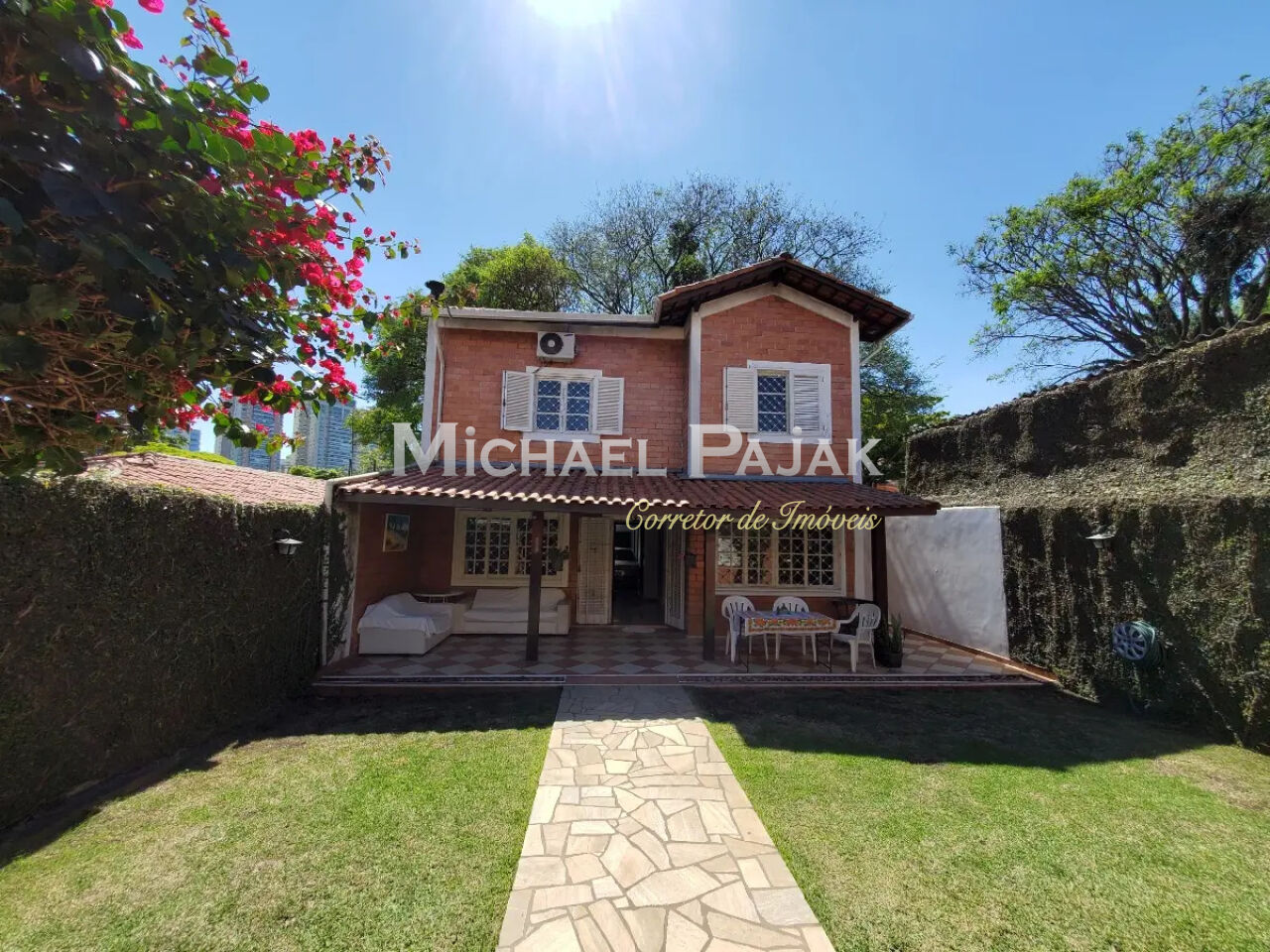 Sobrado para Venda - JARDIM PETRÓPOLIS